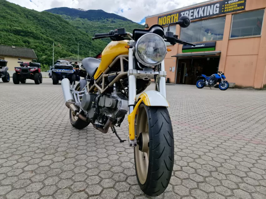 Ducati Monster 600  